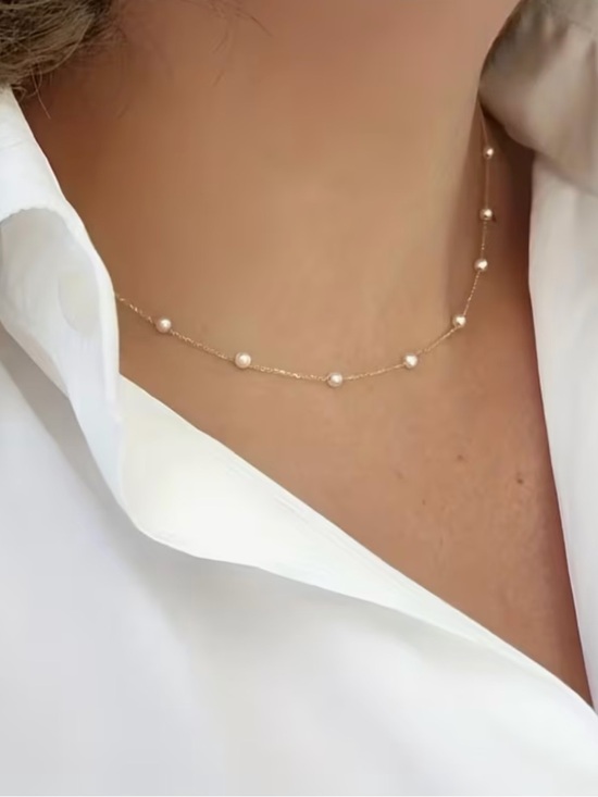 Jewelry - Delicate Gold Pearl Station Necklace